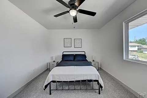 2 bed, 2000 sqft, $2,400 — Photo 4