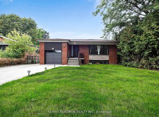 52 Wynn Rd, Toronto, ON M2R1S9