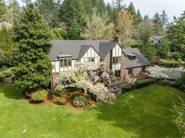 3777 Vine Maple St, Eugene, OR 97405