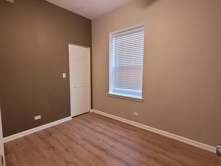 4739 N Albany Ave #1 — Photo 15