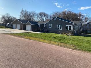 703 Wilcox St, Spencer, SD 57374