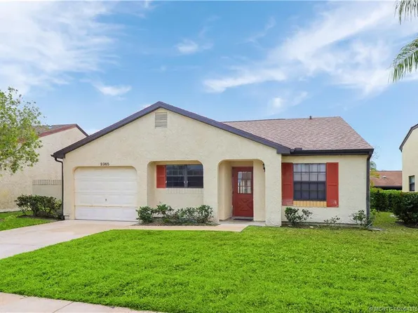2365 SE Brekenridge Cir, Port Saint Lucie, FL 34952