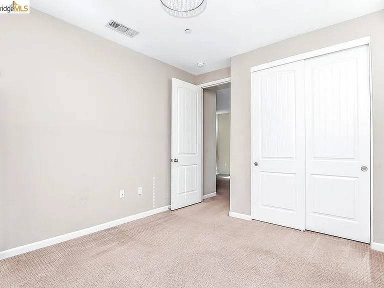 1354 Portofino Dr — Photo 21