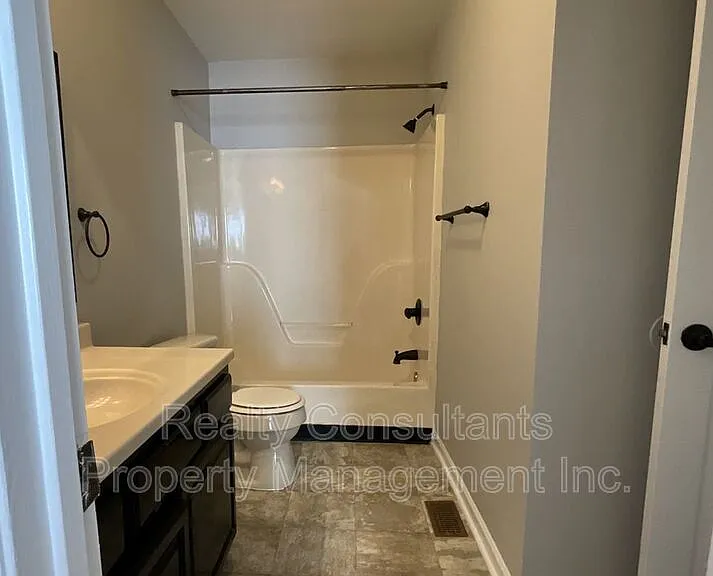 123 Arcaro Dr — Photo 12