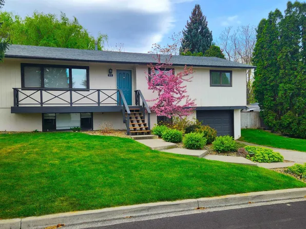 513 Holly St, Richland, WA 99354