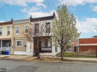 914 N Front St, Camden, NJ 08102