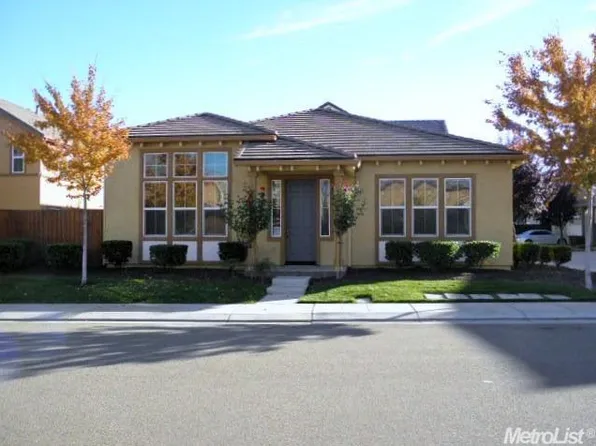 9350 Vintner Cir, Patterson, CA 95363