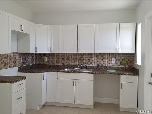 2nd image of 1101 15th Ave S