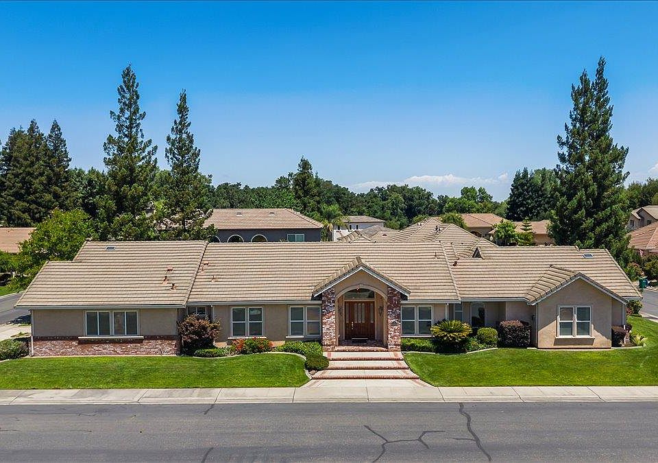 1st image of 35 River Pointe Cir