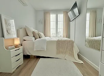 2913 Snyder Avenue, #3C