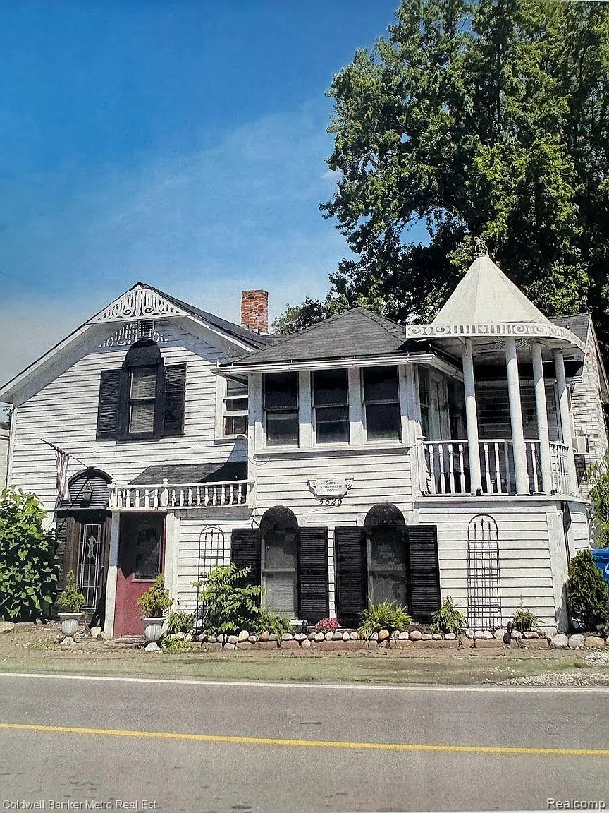 5826 Andersonville Rd photo 1