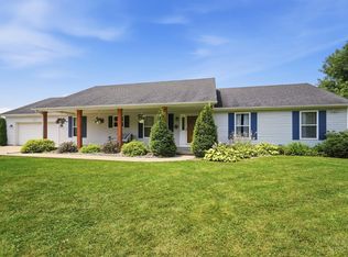 1055 Middleboro Rd, Oregonia, OH 45054