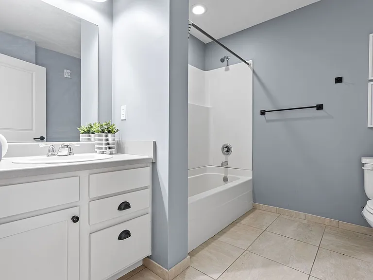 The Barker | $250 Off 1 Month Within 24 hours of Touring — Photo 34
