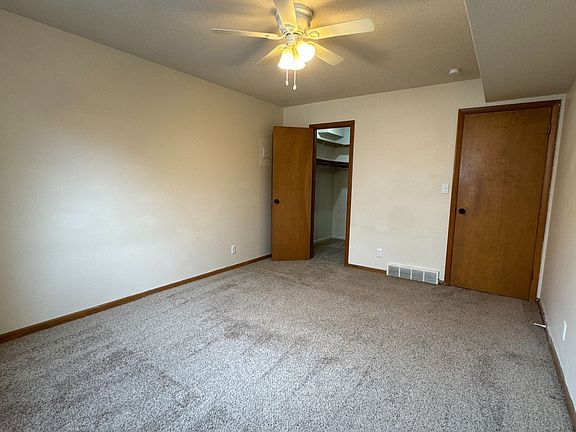 4th image of 1235 S 22nd St APT 5