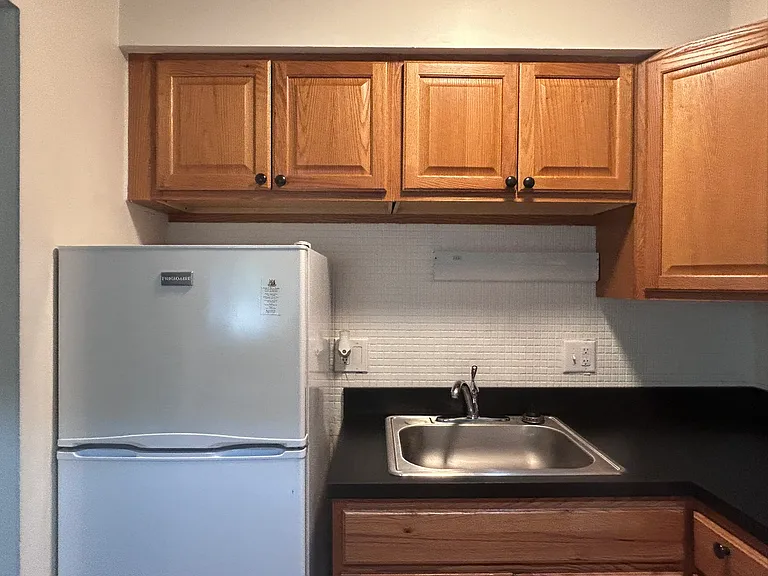 4020 Lindell Blvd #314 — Photo 13