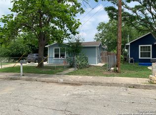 92 Vista Rd, San Antonio, TX 78210