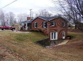 15 Mack Rd, Martinsville, VA 24112