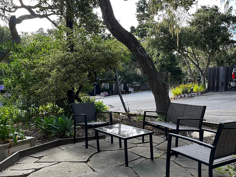 Communal Outdoor Dining