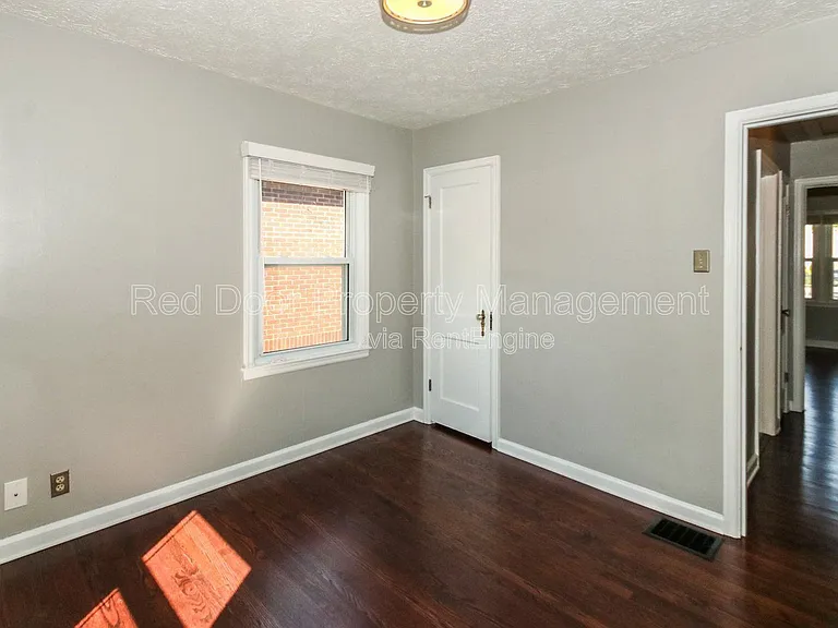 1723 Broad Ripple Ave — Photo 17