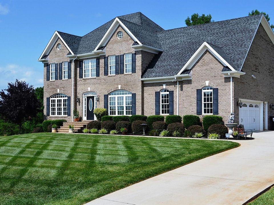 1st image of 1177 Ivy Creek Dr