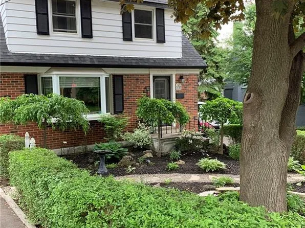 52 Mary St, Brampton, ON L6W 2R2