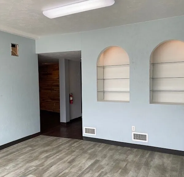 110 S Main St — Photo 2