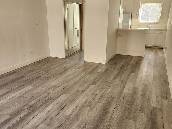 2nd image of 10136 National Blvd APT 203