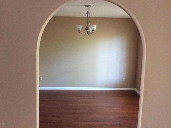 5th image of 8193 Glasgow Ct