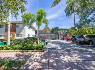 95 Edgewater Dr APT 201, Coral Gables, FL 33133