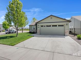 1948 N Marnita Ave, Meridian, ID 83646