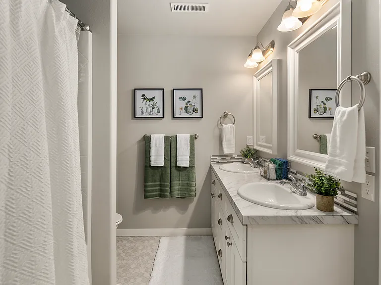 10701 Palisades St SE — Photo 19