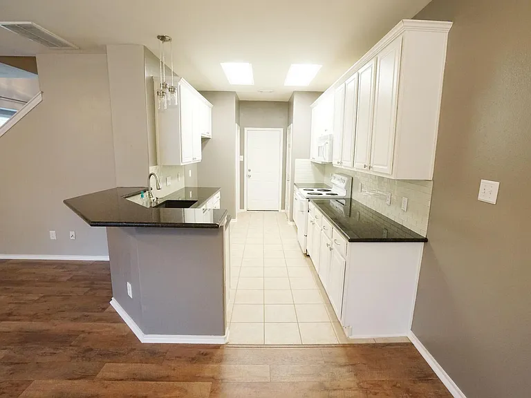 126 E Stedhill Loop — Photo 7