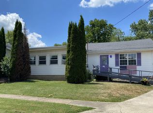1925 Center St, Albany, OH 45710
