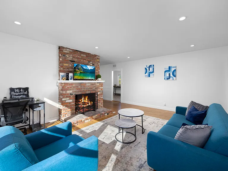 18132 Rainier Dr — Photo 7