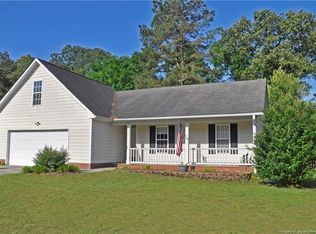 124 Rock Harbor Ln, Spring Lake, NC 28390