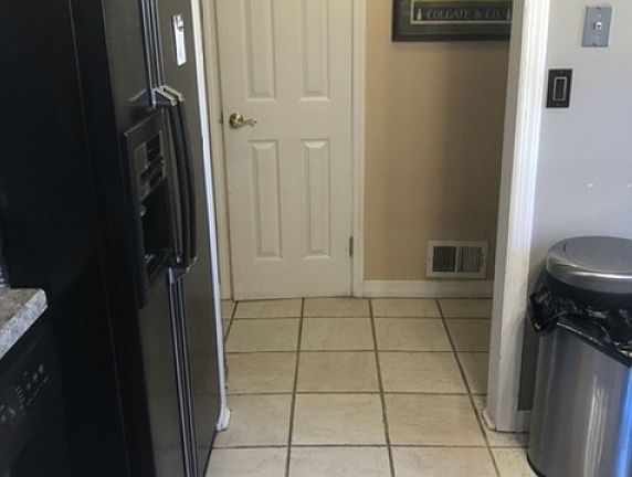 5th image of 55 Heritage Dr APT D