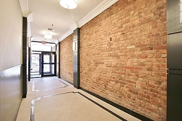 Rented by Mossanen Group