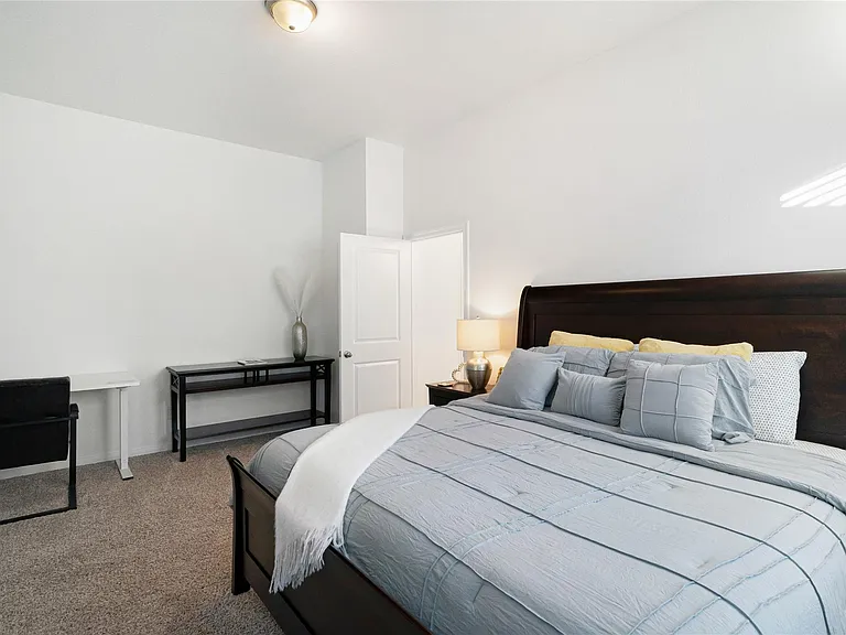 632 Silver Pear Ct — Photo 23