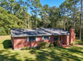 208 Teelinville Dr, Defuniak Springs, FL 32435