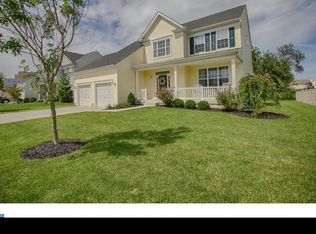 317 Carriage Dr, Mount Royal, NJ 08061