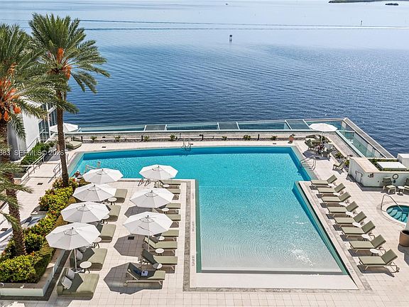 3rd image of 1331 Brickell Bay Dr APT 1109