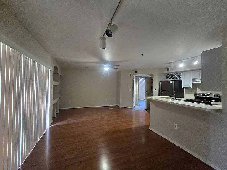 13010 Arbor Isle Dr — Photo 9