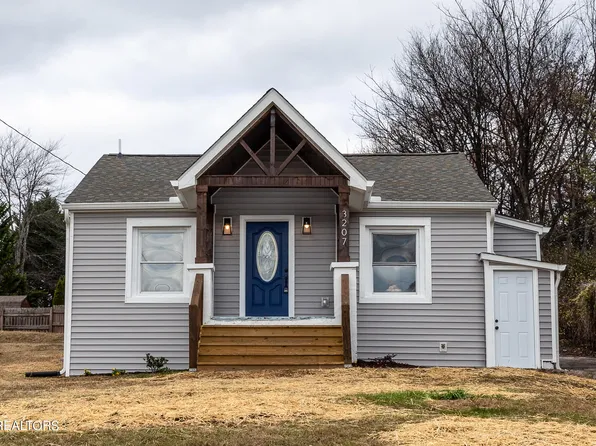 3207 Buffat Mill Rd, Knoxville, TN 37917