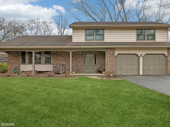 540 Stevens Ct, Dundee, IL 60118