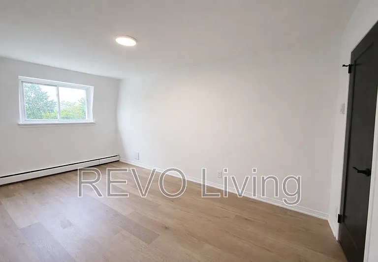187 Church St #8 — Photo 6