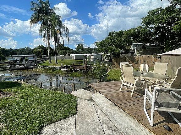 5th image of 13713 Woodland Dr