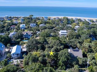 3104 Fort St, Edisto Island, SC 29438