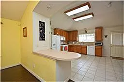 21506 Misty Isle Ct — Photo 9