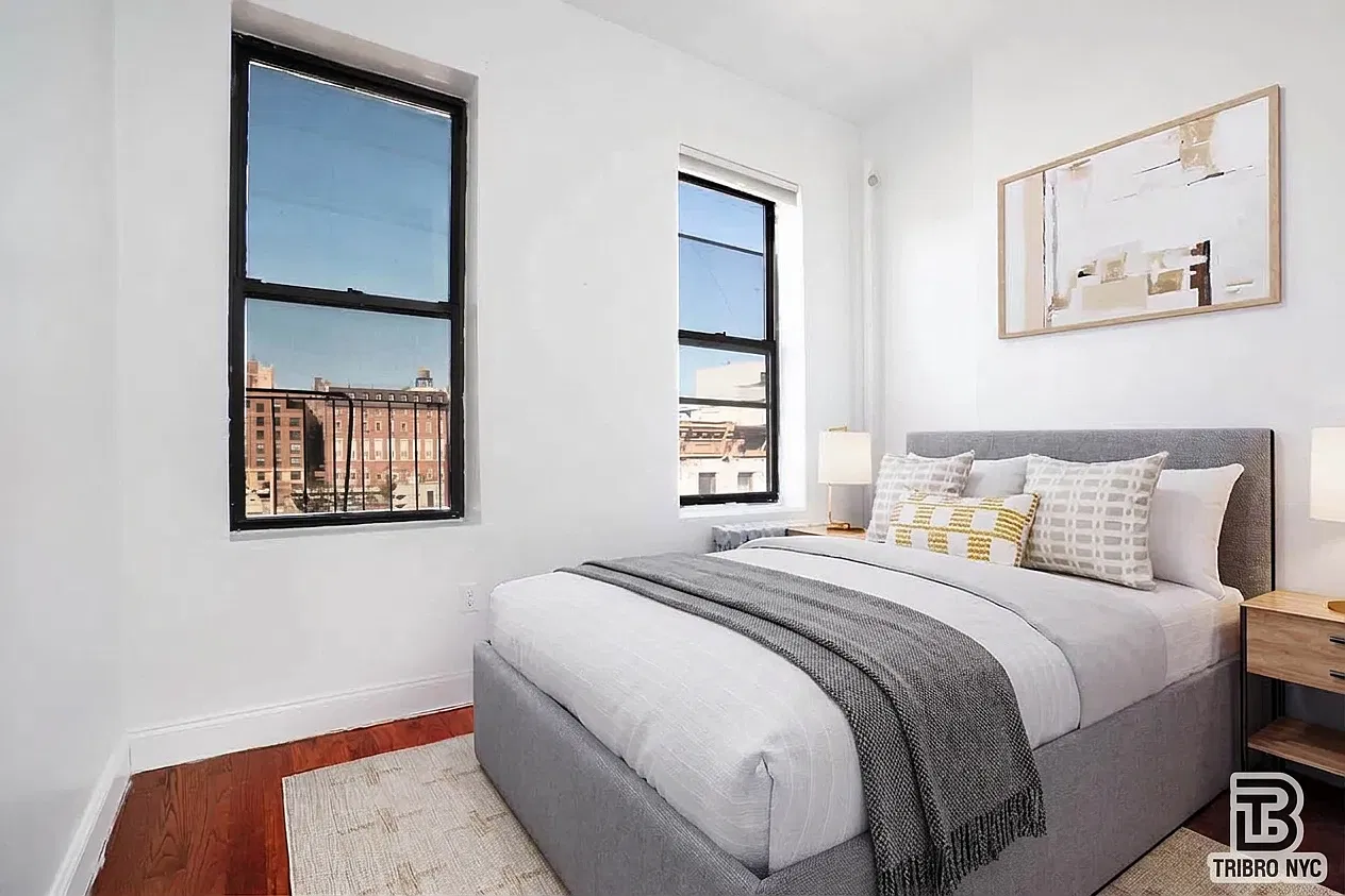325 East 109th Street — Photo 1