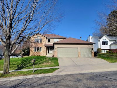 5210 Castlewood Ln NW, Rochester, MN, 55901